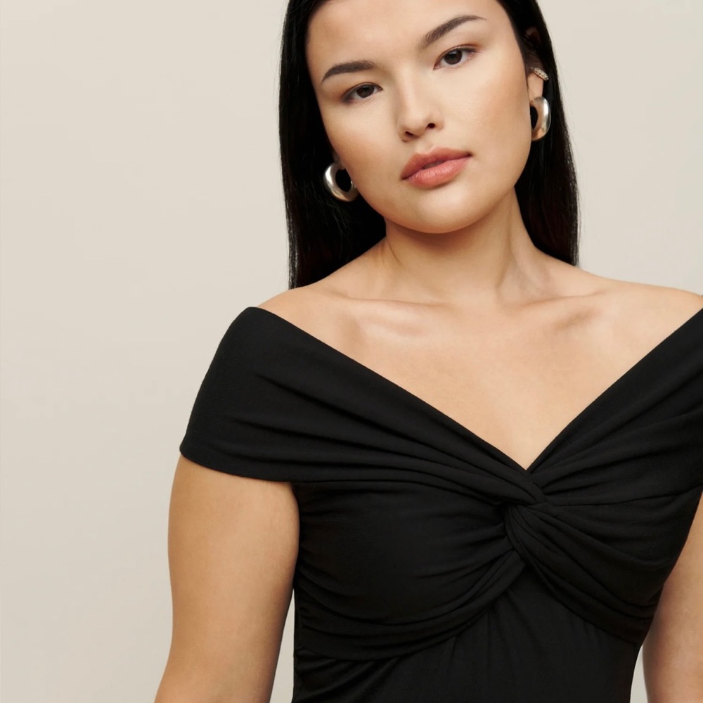 Reformation Toulon Dresss - Picture 5 of 8